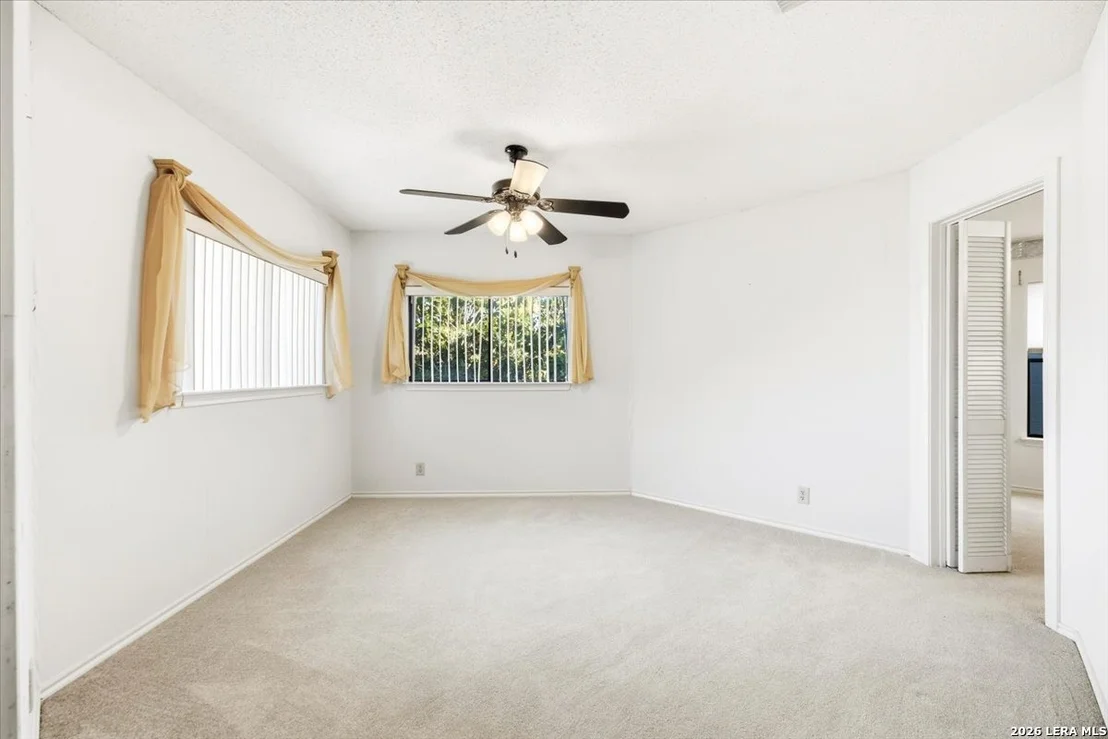 Photo of 8410 Park Olympia