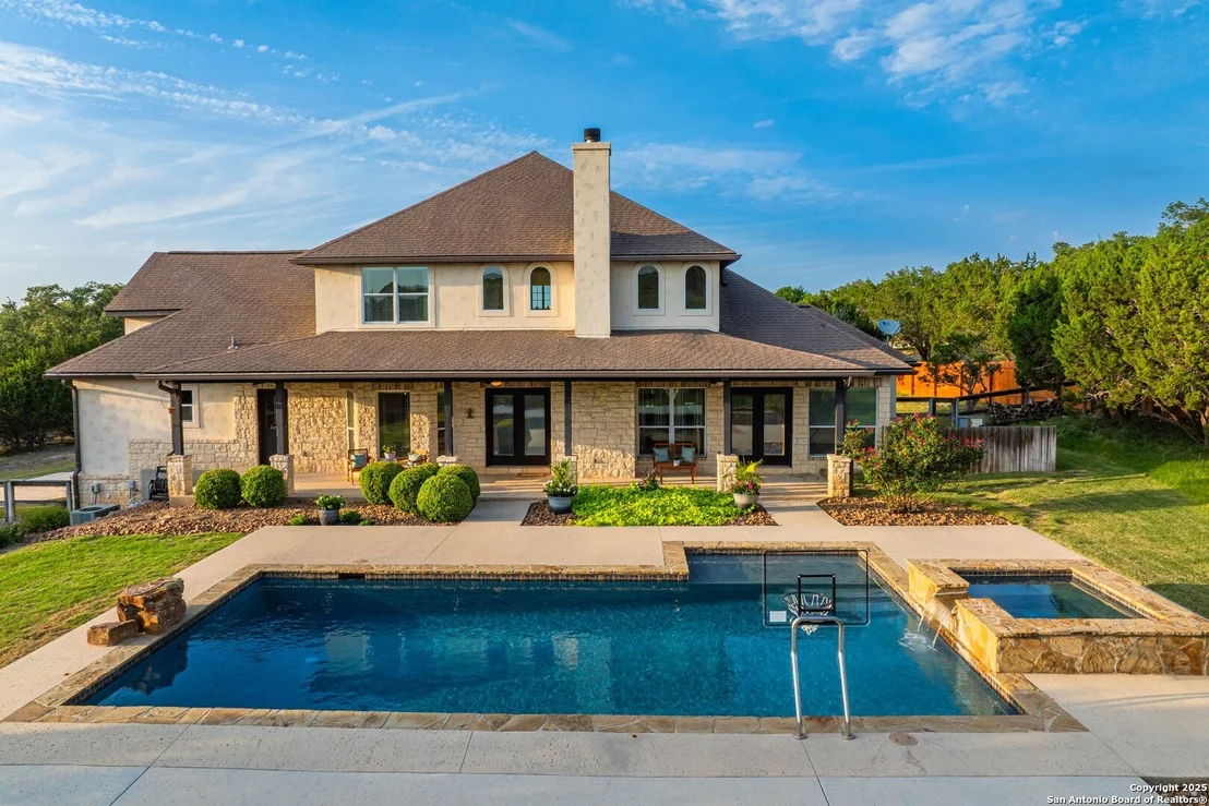Photo of 154 Lake View Dr
