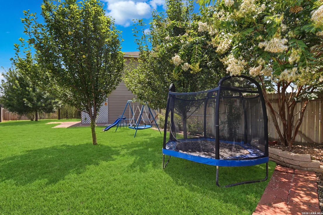 Photo of 493 Auburn Park