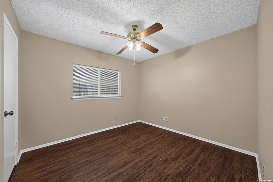 Photo of 916 ABERCORN
