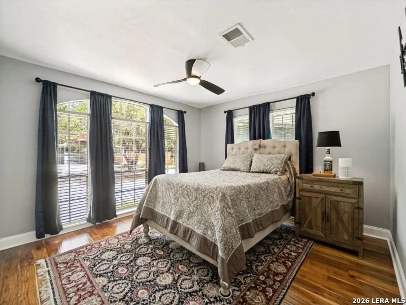 Photo of 104 Highland Woods