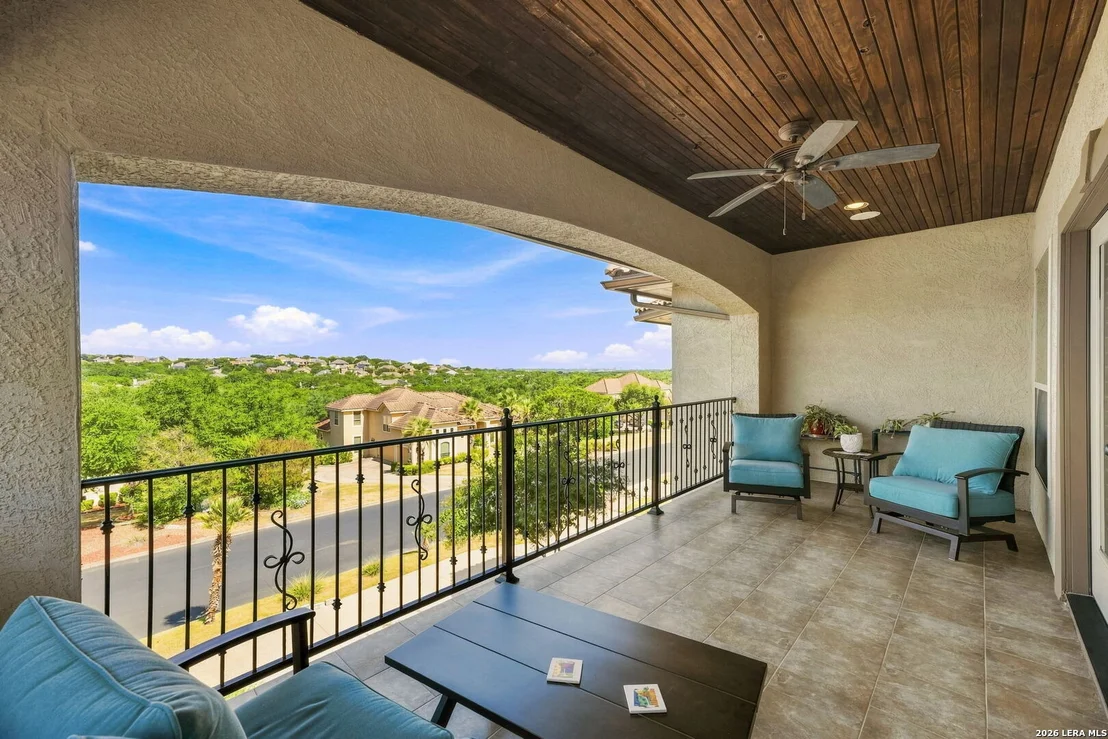 Photo of 315 Candelaria