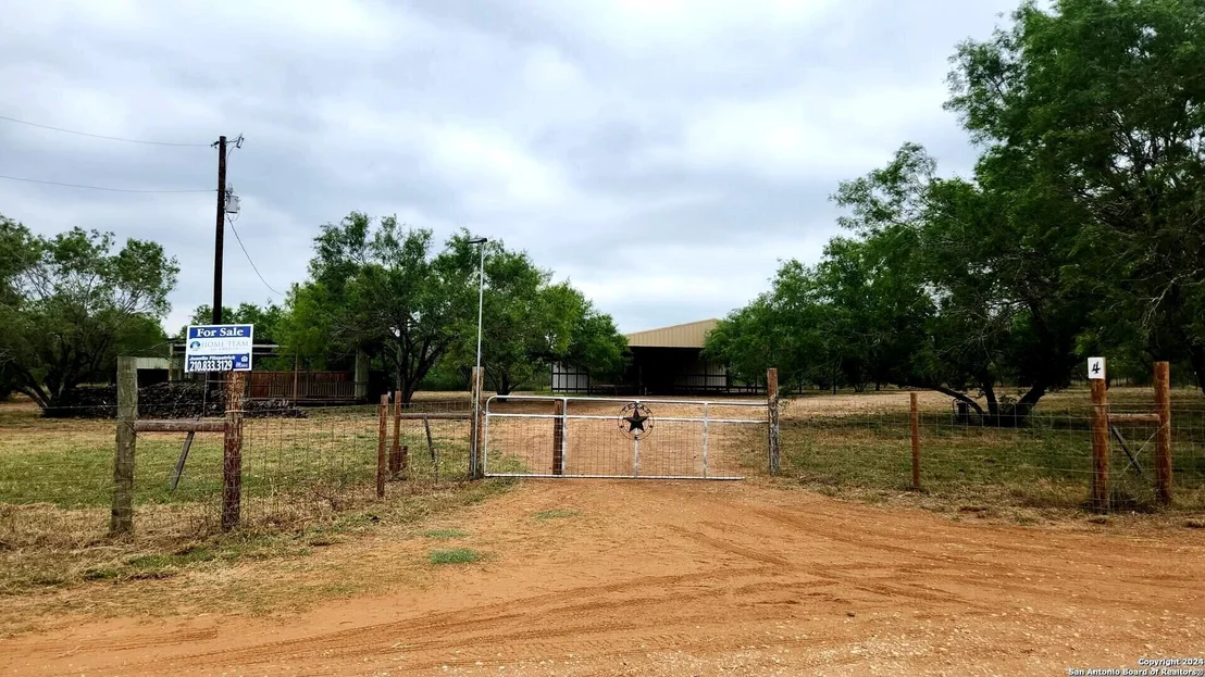 Photo of 1848 County Road 2557