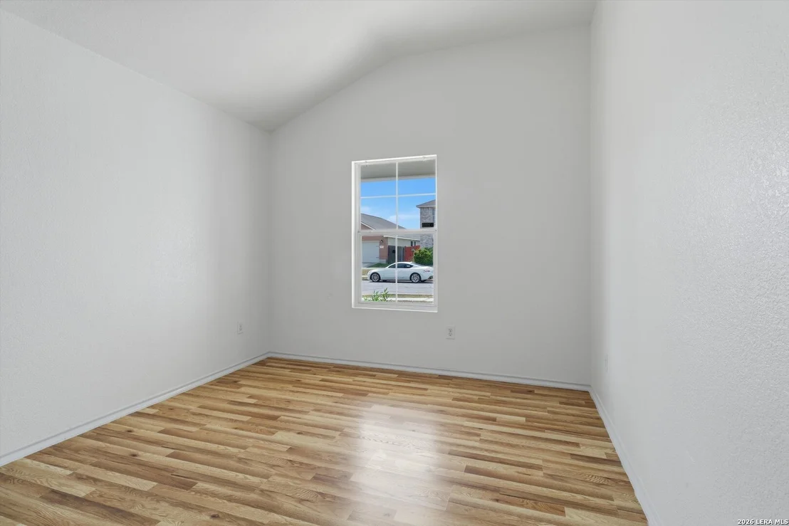 Photo of 7422 Copper Cliff