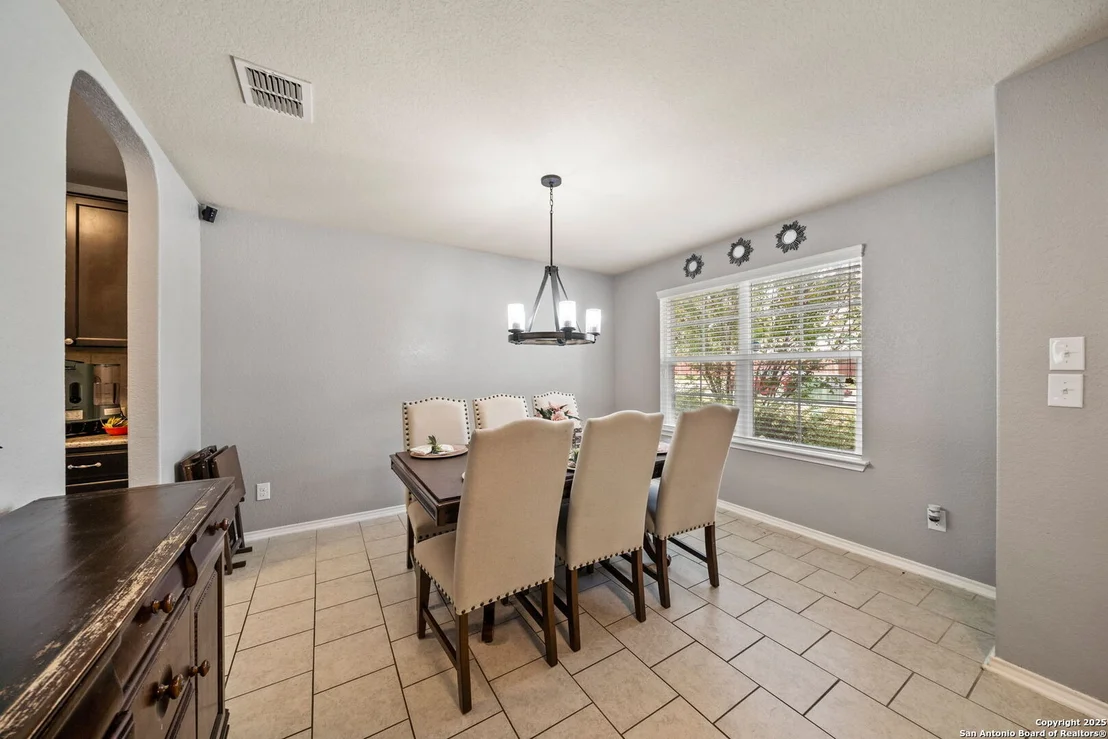 Photo of 2027 Emerald Edge