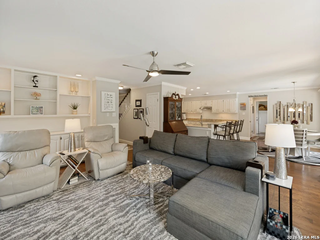 Photo of 2255 Encino Loop