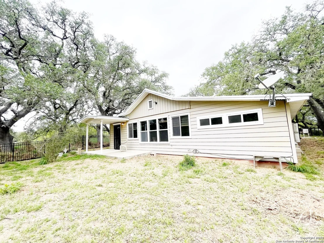 Photo of 1722 COUNTY ROAD 676