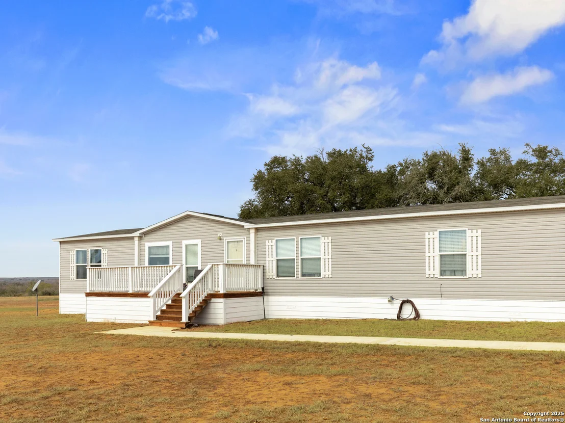 Photo of 838 County Road 669