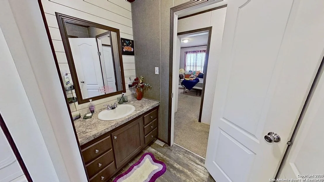 Photo of 1127 County Road 773