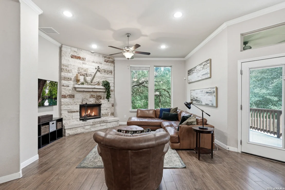 Photo of 21106 Capri Oaks