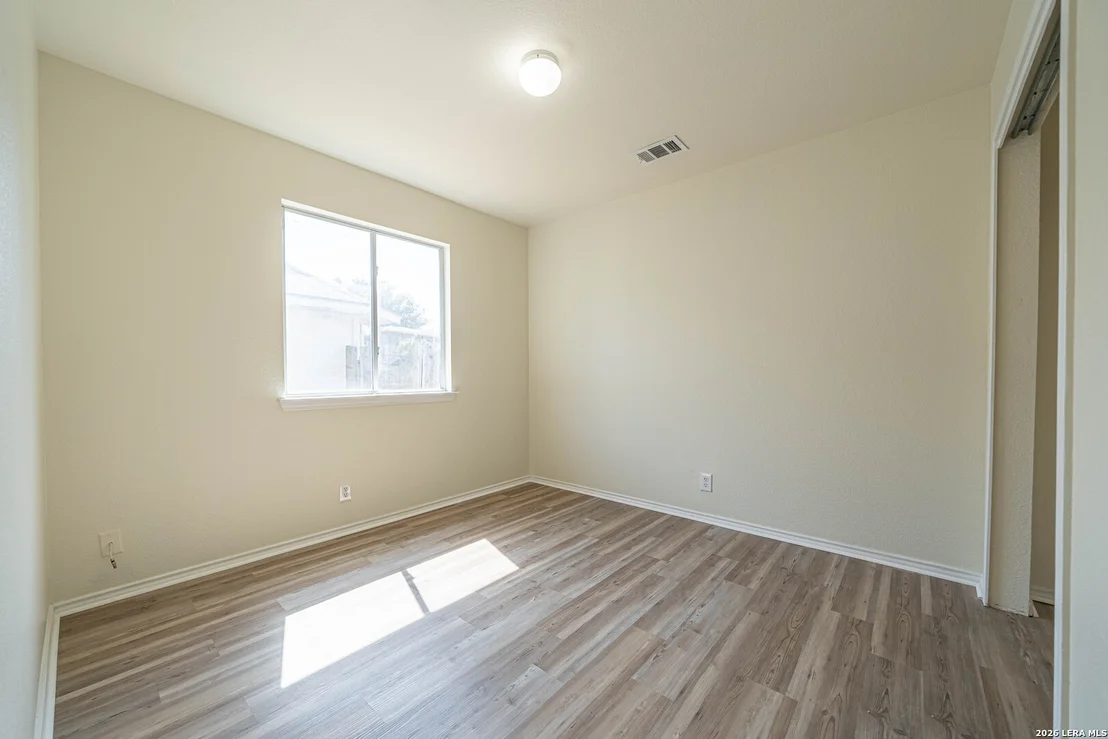 Photo of 8414 Whitebrush