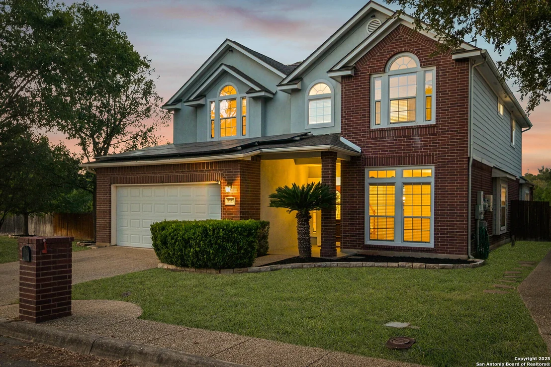 Photo of 1323 Brook Bluff
