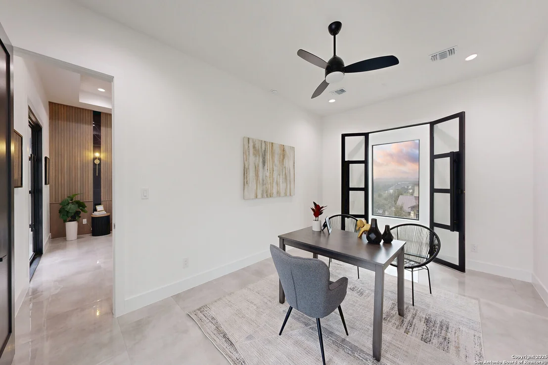 Photo of 1356 Capitare