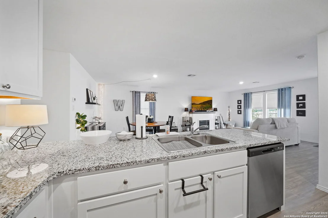 Photo of 5715 Mountain Point