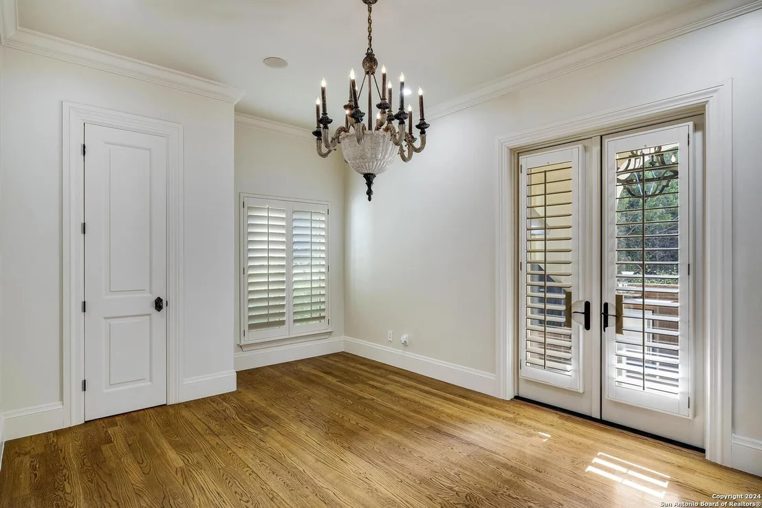 Photo of 31 QUEENS HILL