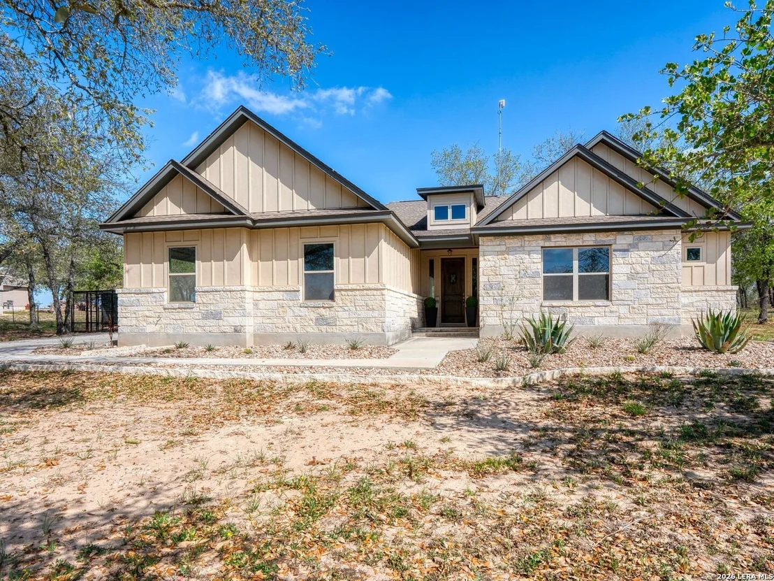 Photo of 134 County Road 6863