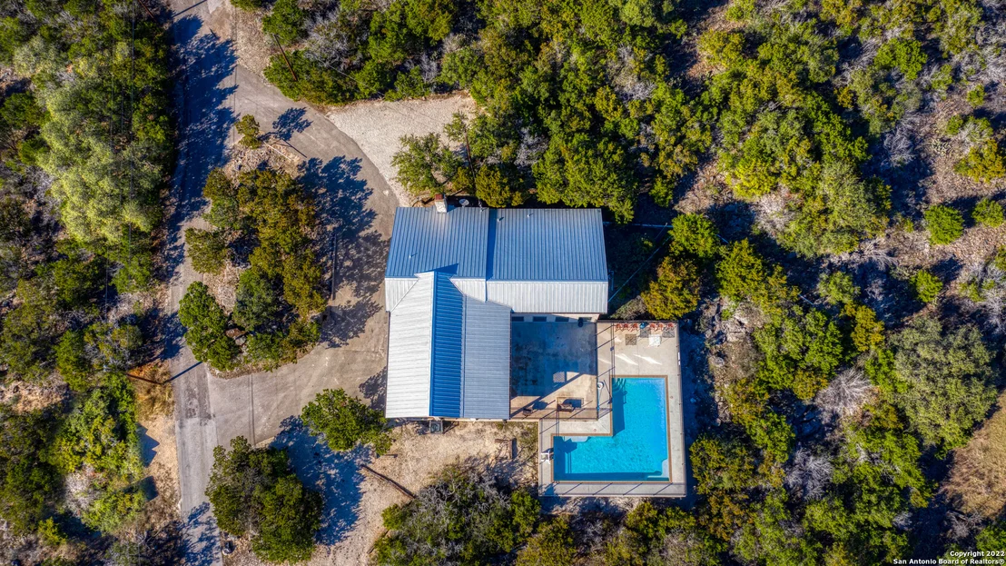 Photo of 210 Bluebonnet Dr