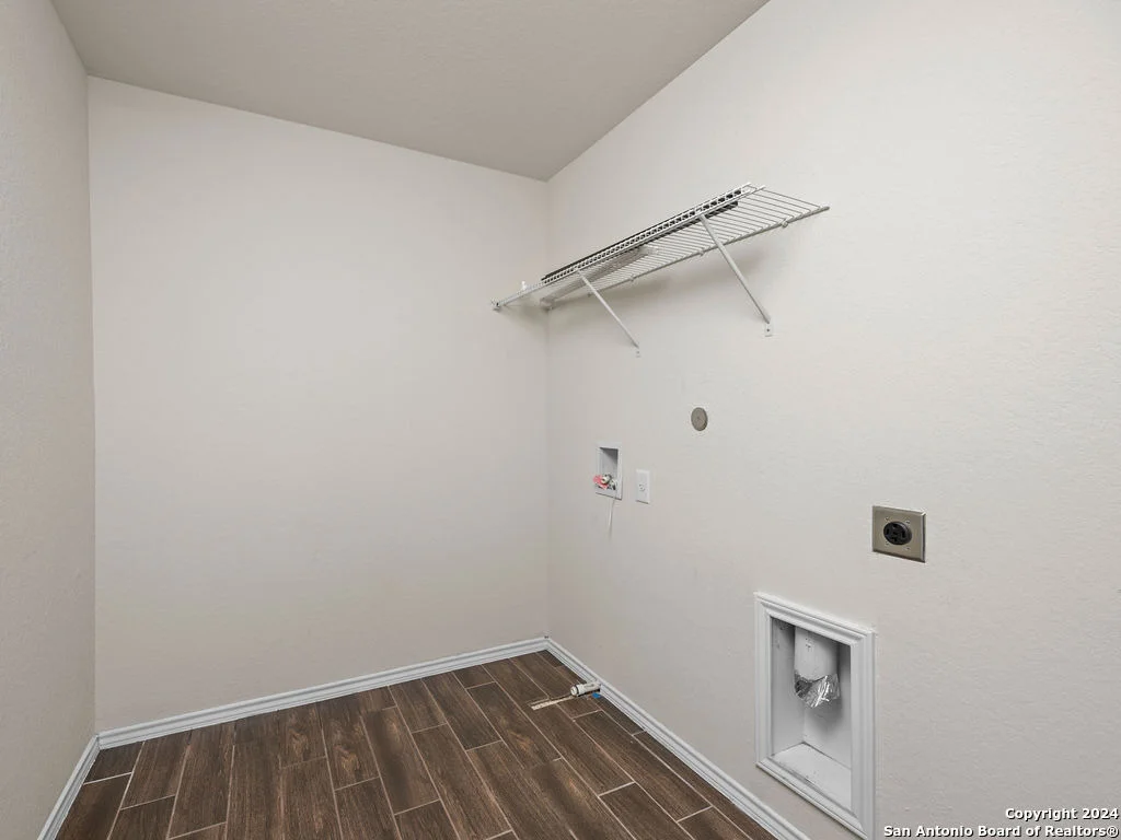 Photo of 868 SWEETGRASS
