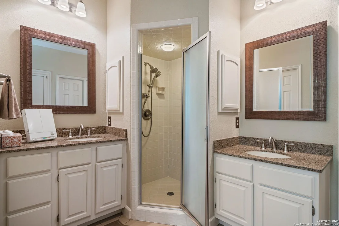 Photo of 2534 RIM OAK