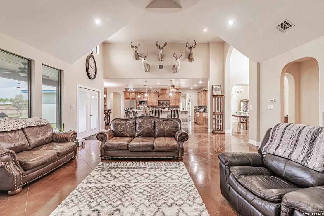 Photo of 946 County Road 361