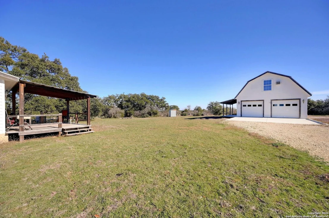 Photo of 1061 Cascade Trail