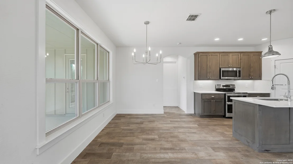 Photo of 1039 Primrose Path
