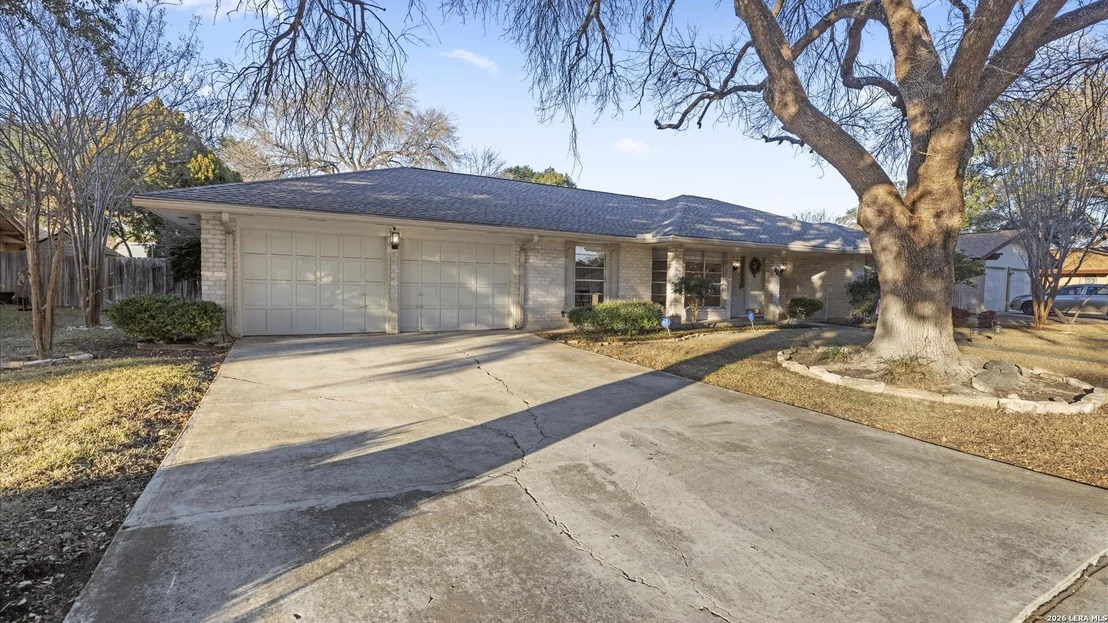 Photo of 425 Crestwind