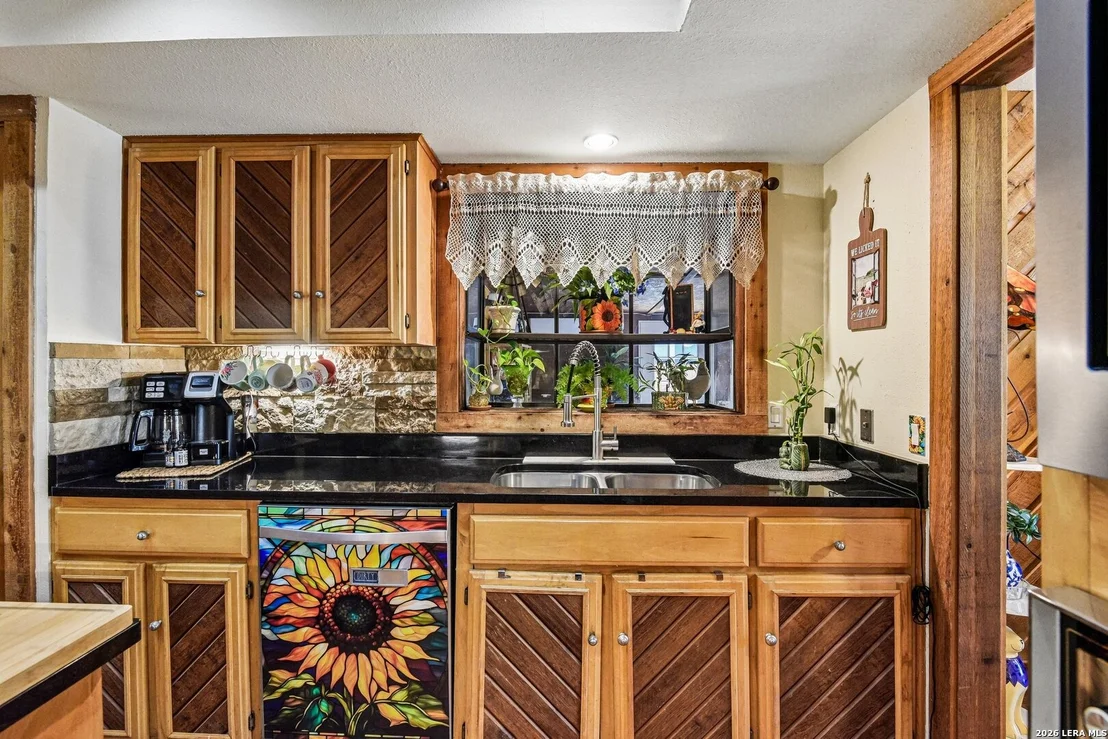 Photo of 15519 Long Creek