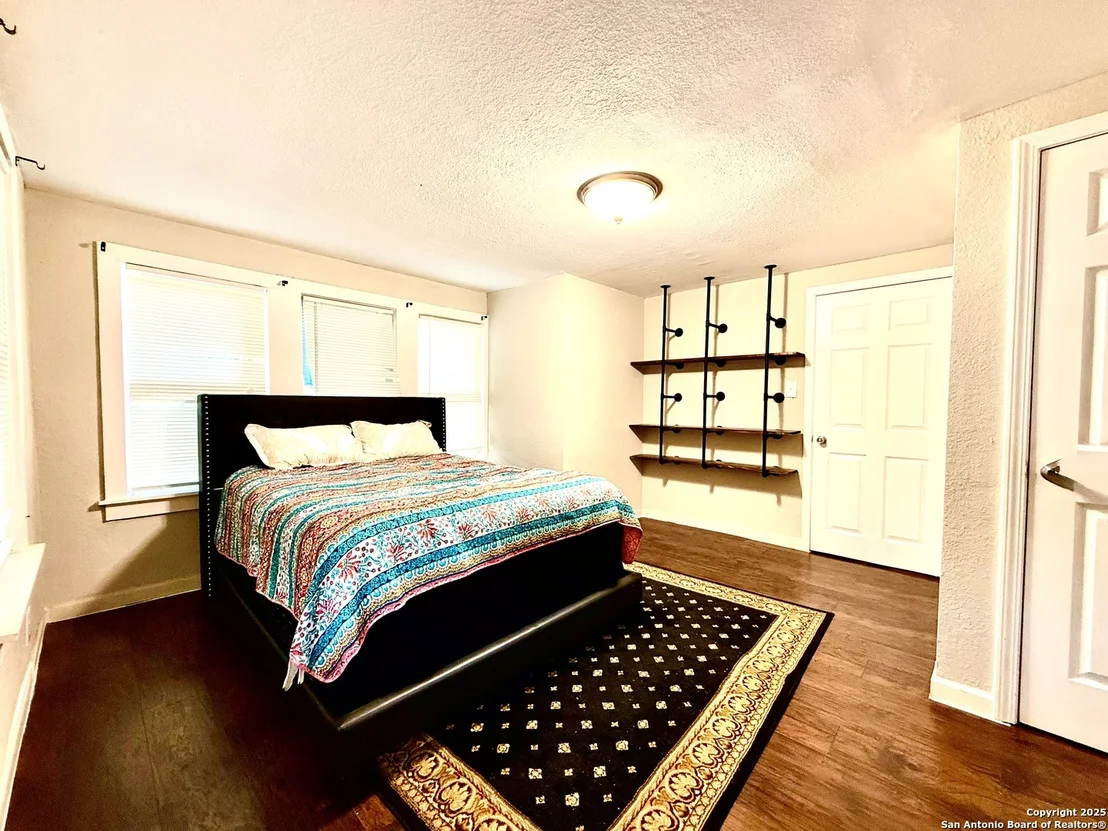 Photo of 1419 W Malone Ave.