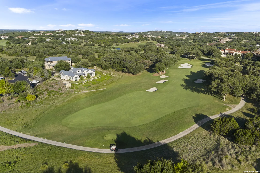 Photo of 9 Ledgestone Trl