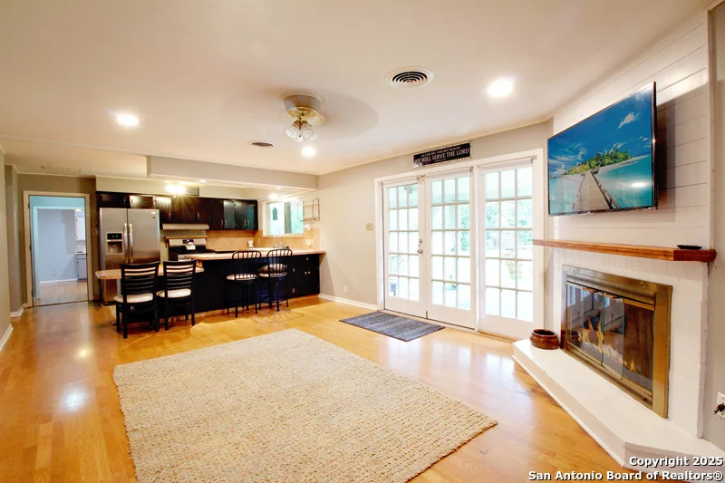 Photo of 113 ADOBE DR