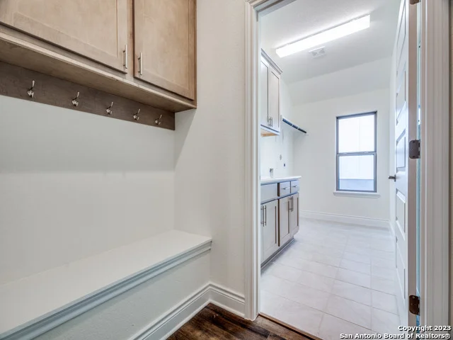 Photo of 9036 Raven Pointe