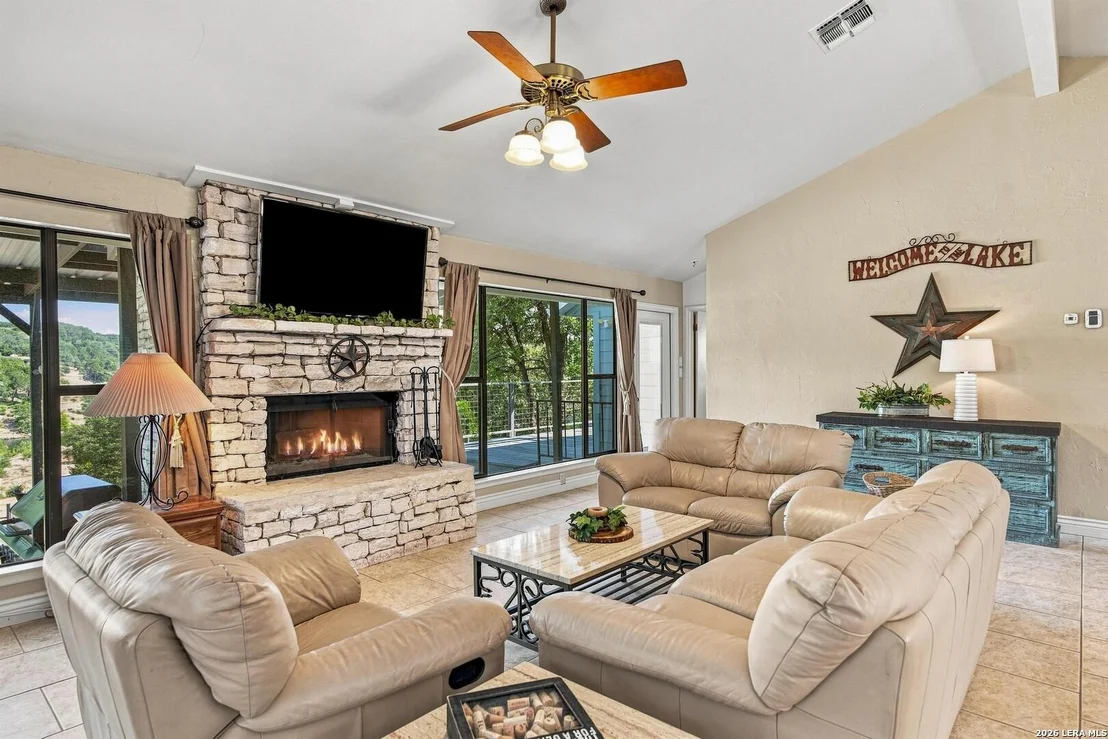 Photo of 393 Nancy Drive