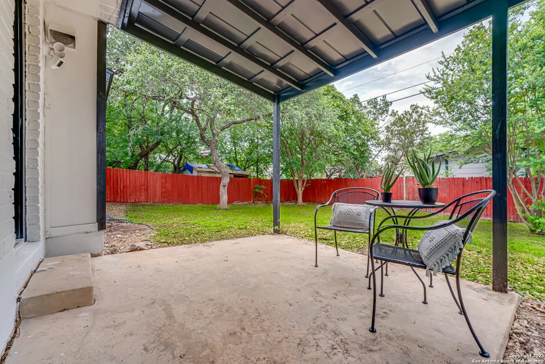 Photo of 14622 Bitternut Woods St