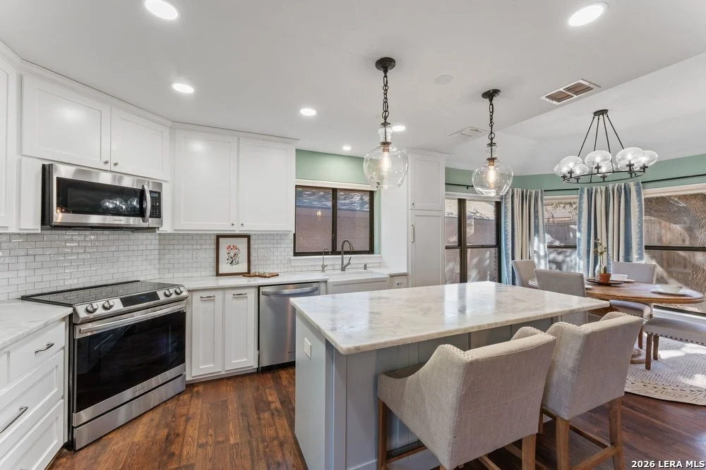 Photo of 14802 River Mill