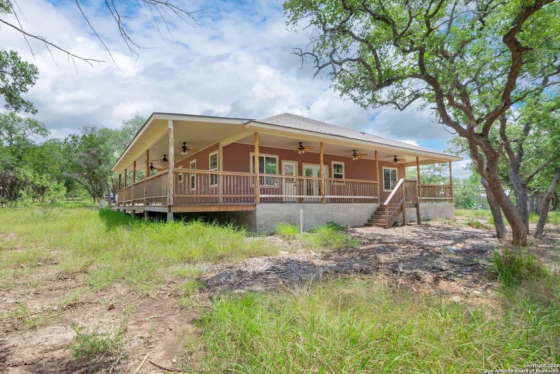 Photo of 423 County Road 2471