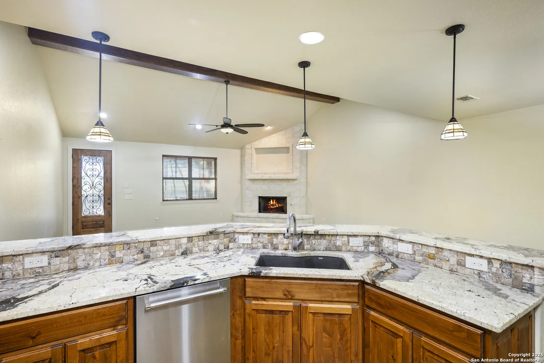 Photo of 103 Oak Forest