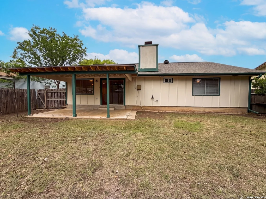 Photo of 528 PECAN DR