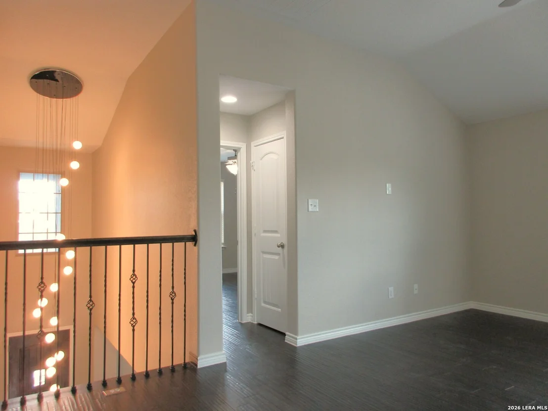 Photo of 261 PRAIRIE VIS