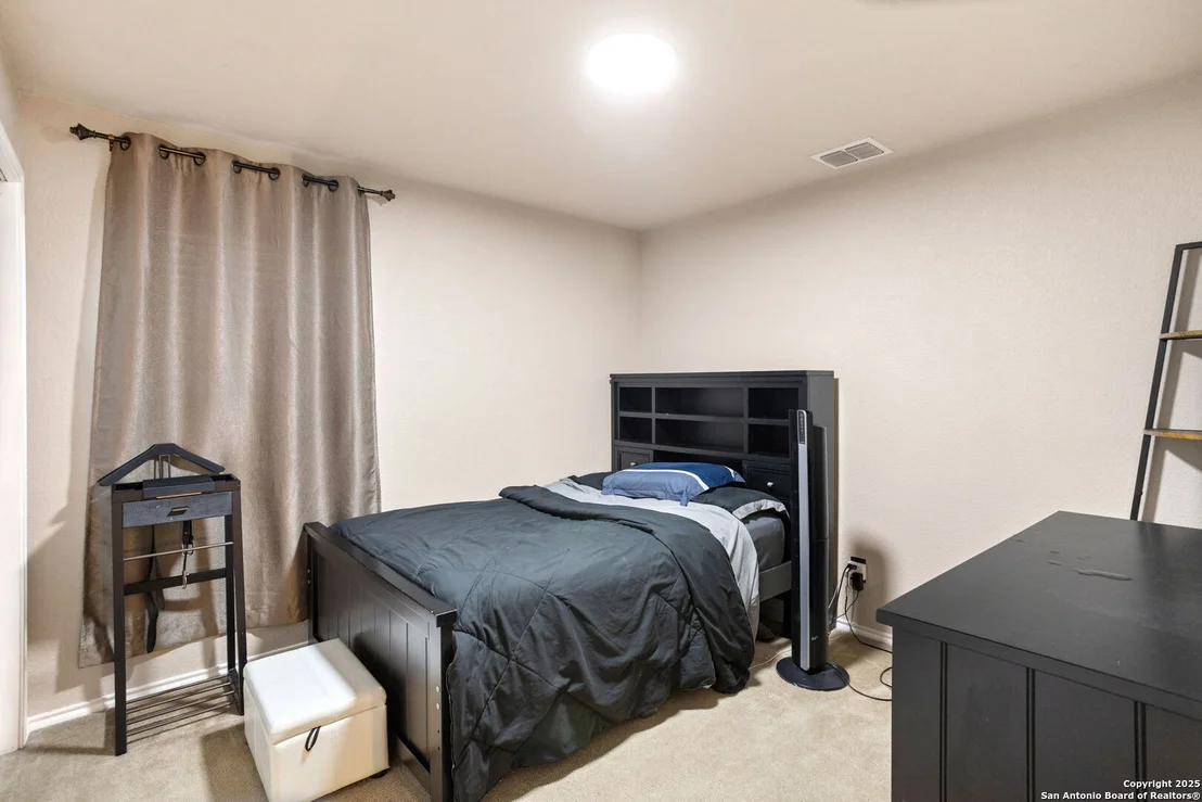 Photo of 3539 York Crest
