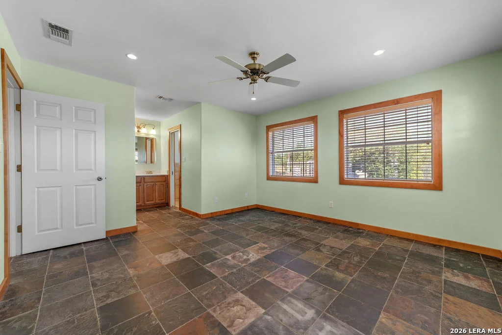 Photo of 309 Burney
