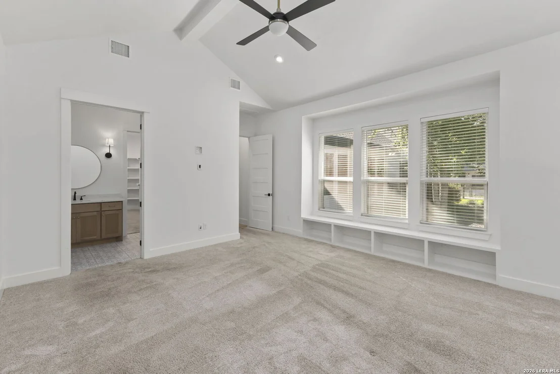 Photo of 1062 PEGASUS DR