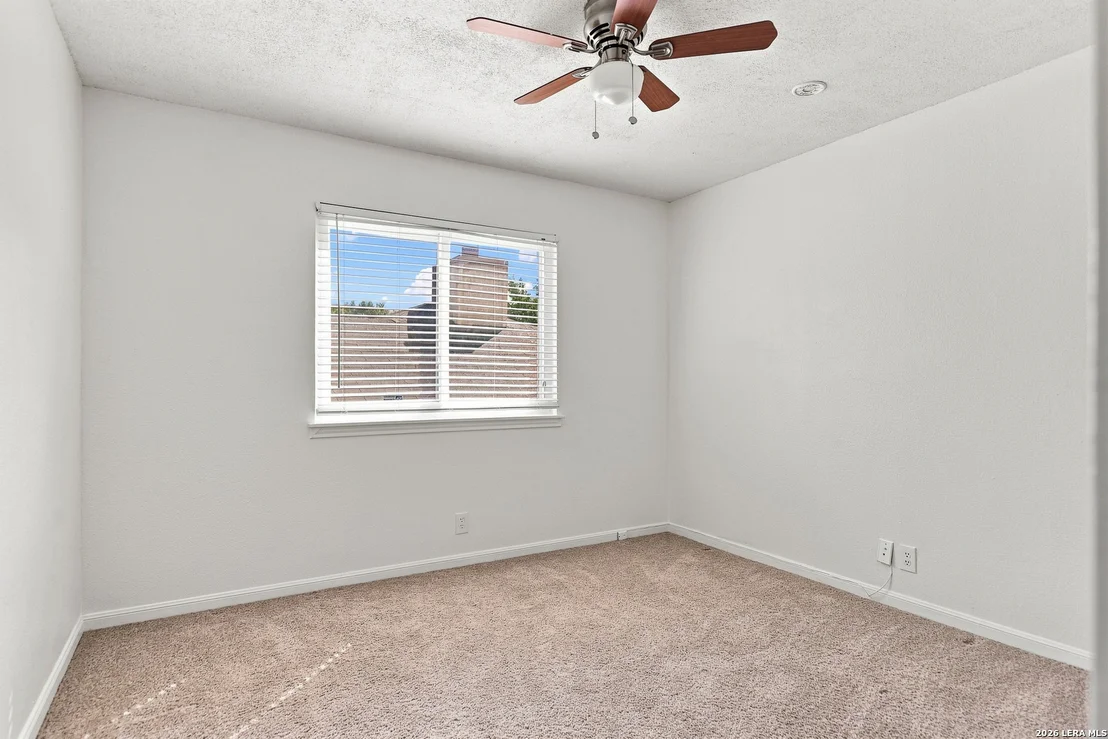 Photo of 5946 Spring Cluster