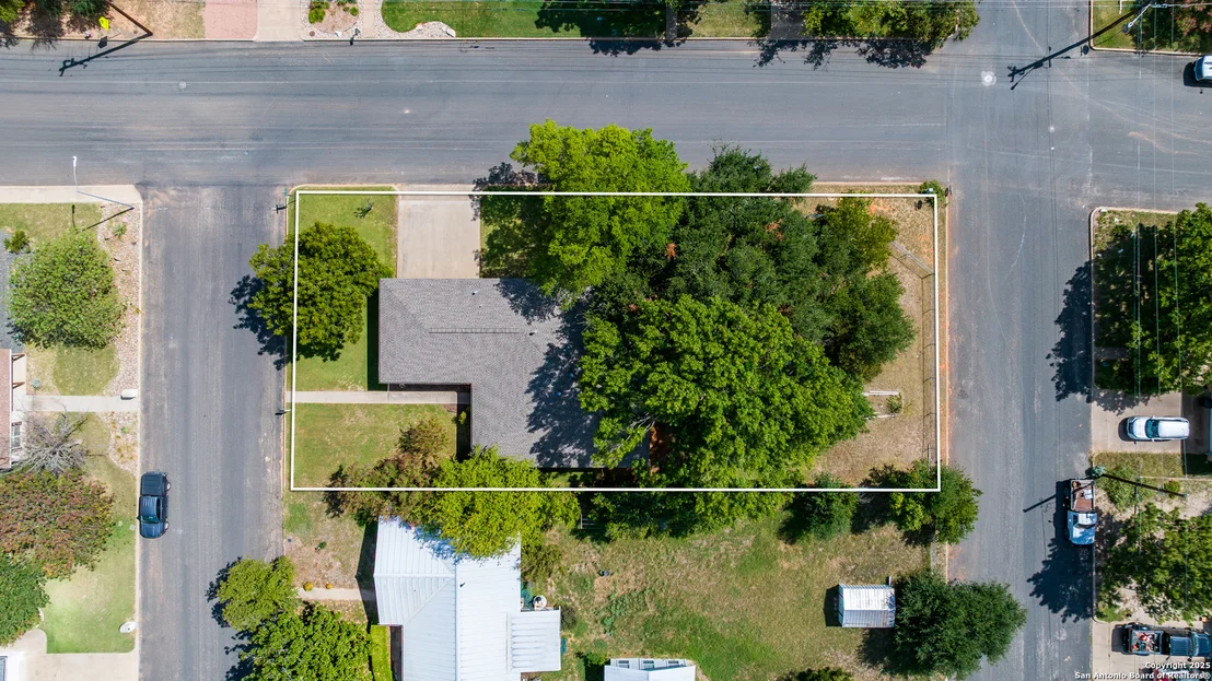 Photo of 101 Broadmoor