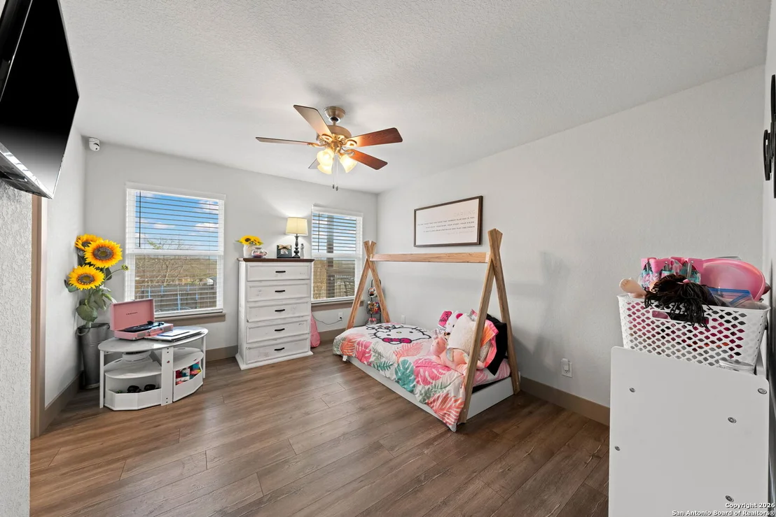 Photo of 138 W Holly Hill Dr