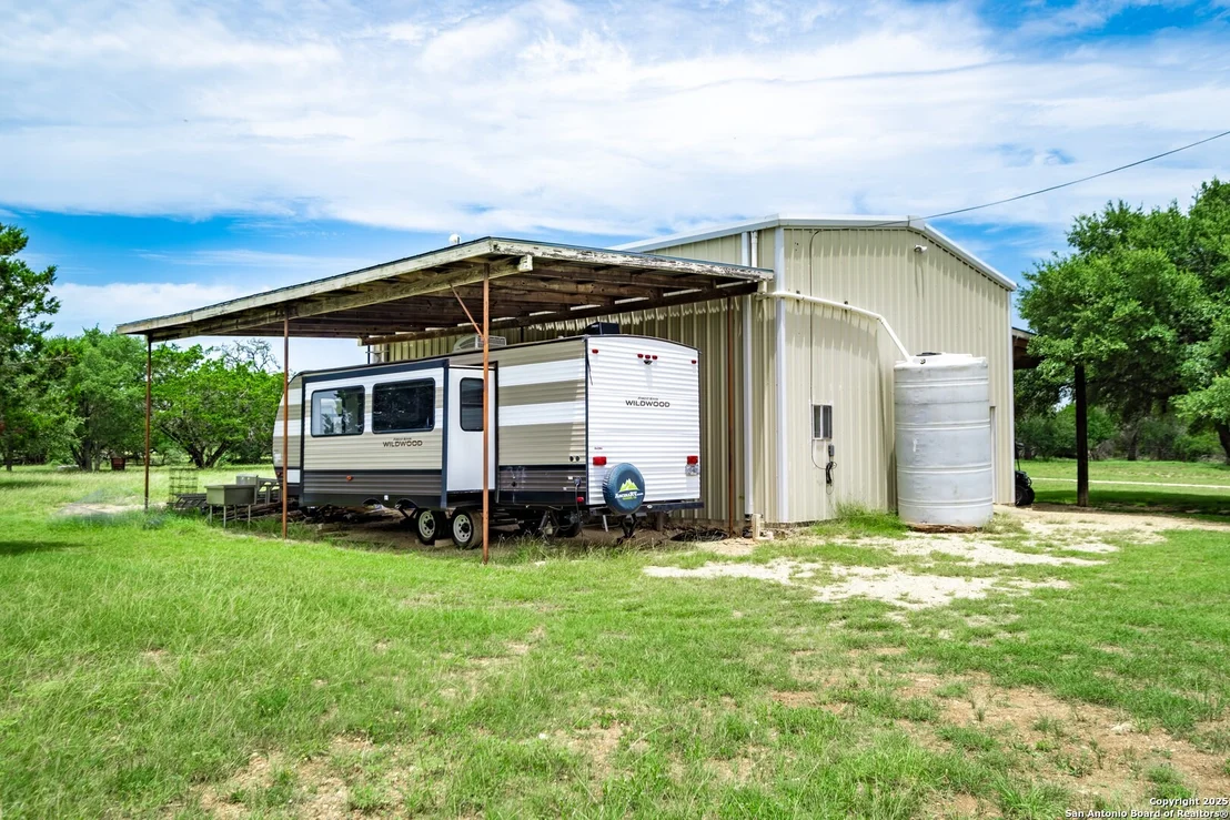 Photo of 233 N Fork