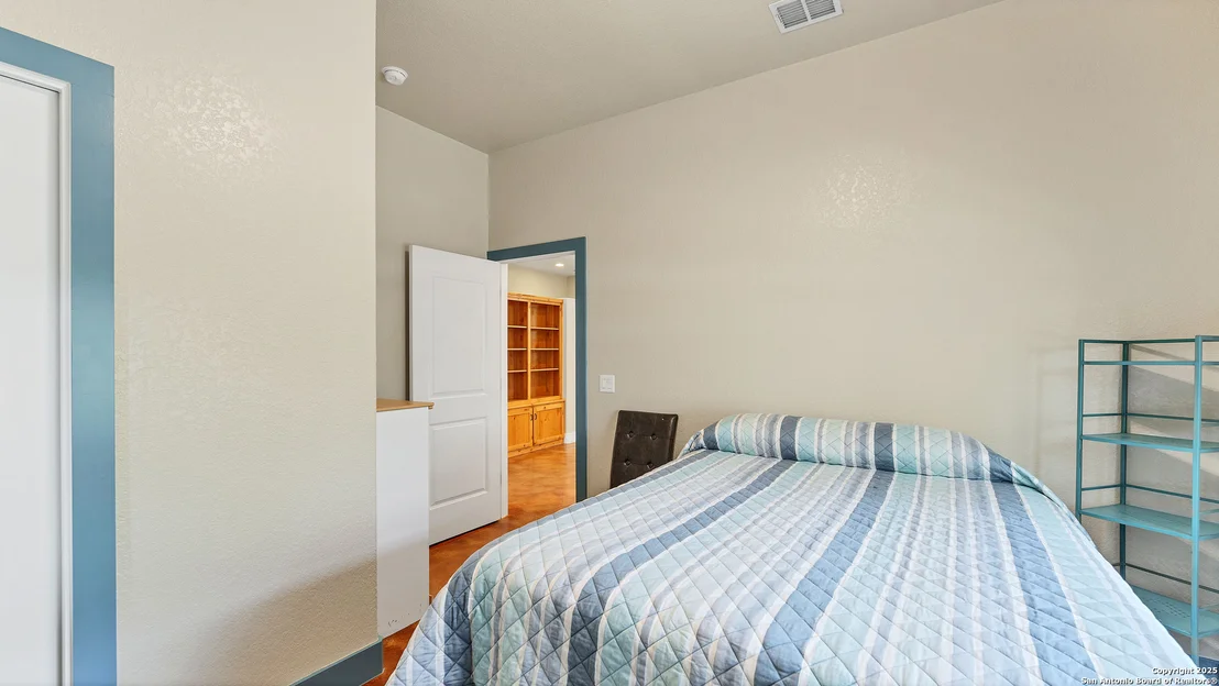 Photo of 475 JACKSON RD