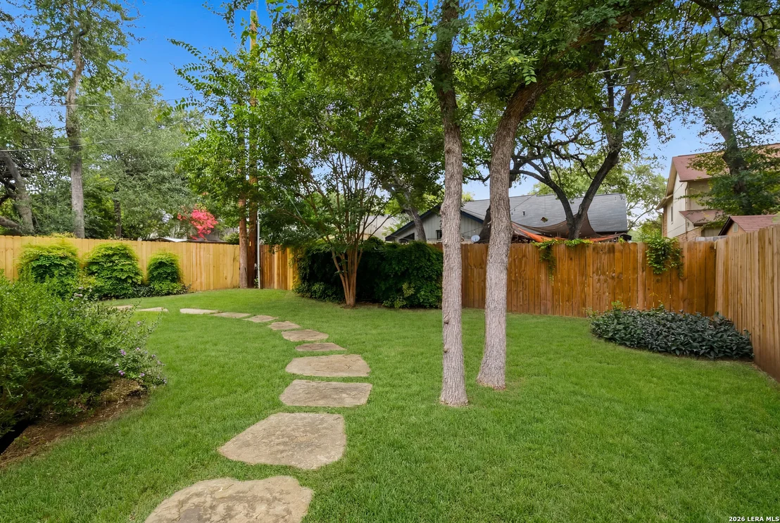 Photo of 13810 CEDAR CYN