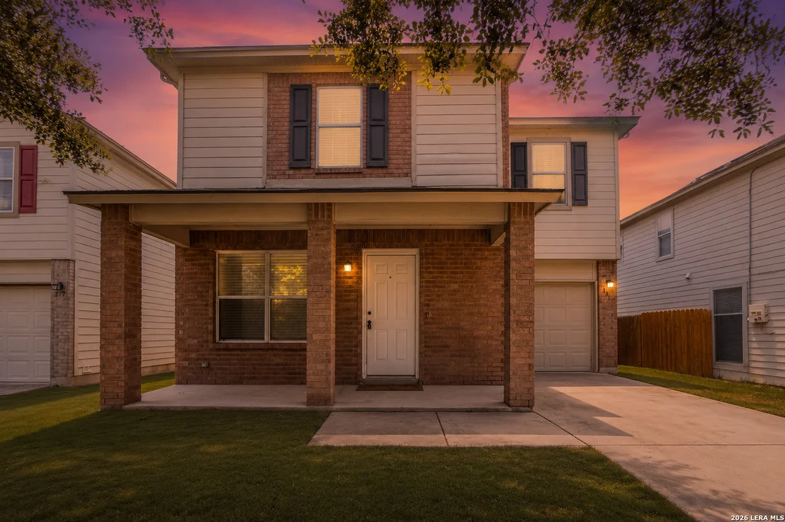 Photo of 131 BOOKER PALM