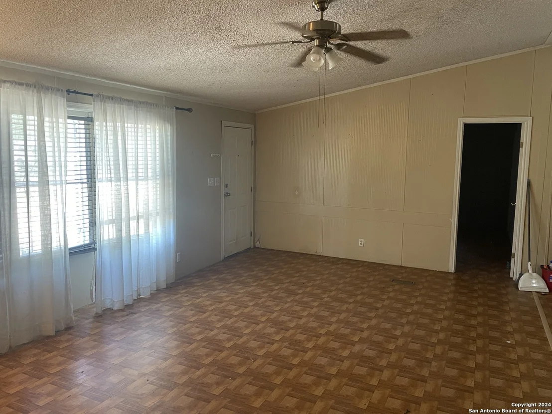 Photo of 155 COUNTY ROAD 4635